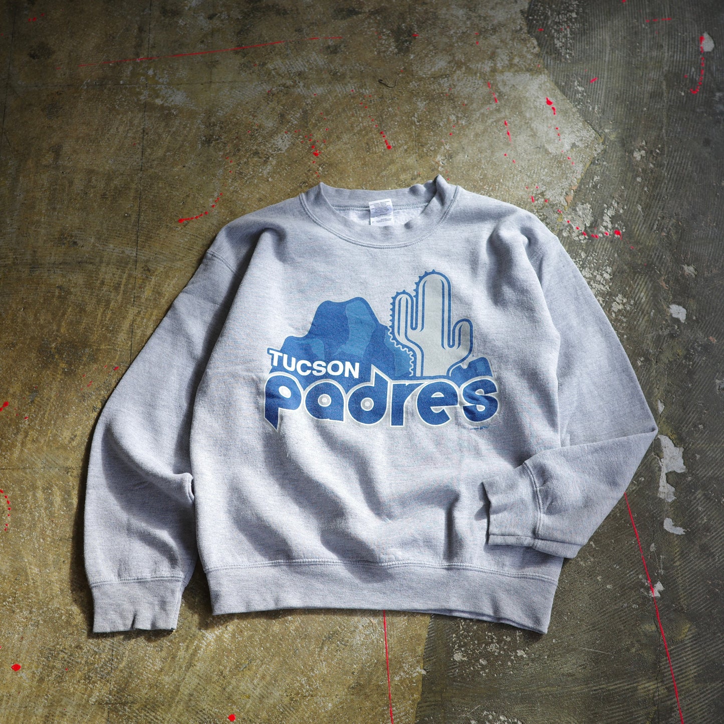 【used】PADRES パドレス crew sweat MLB