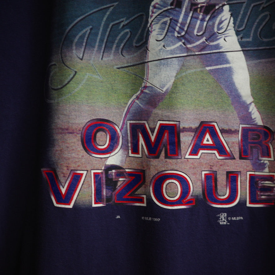 【used】1997 CLEAVELAND INDIANS "OMAR VIZQUEL" Photo Tee Little O