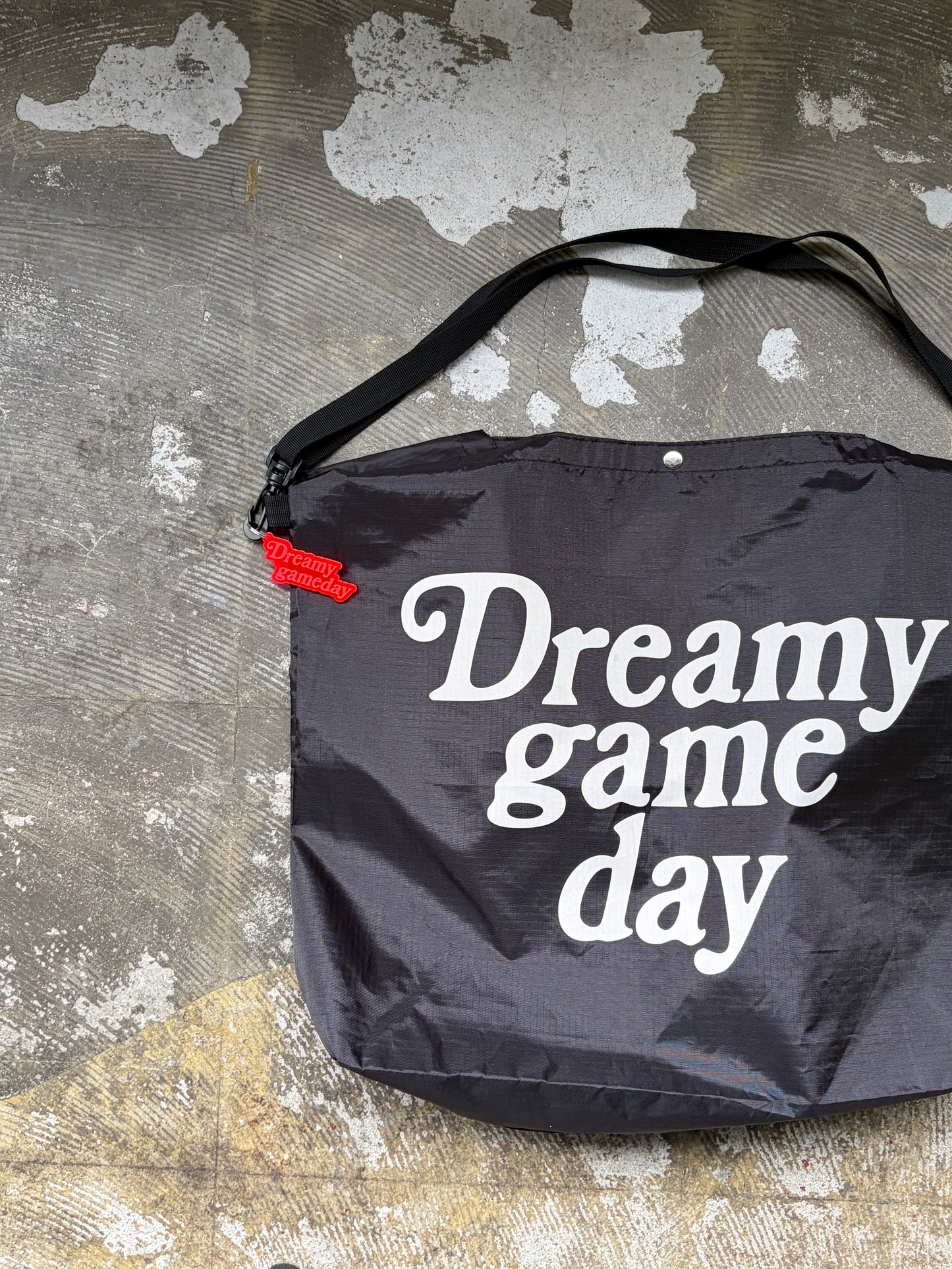 Dreamy game day キーホルダー ANORAK CLUB アノラッククラブ