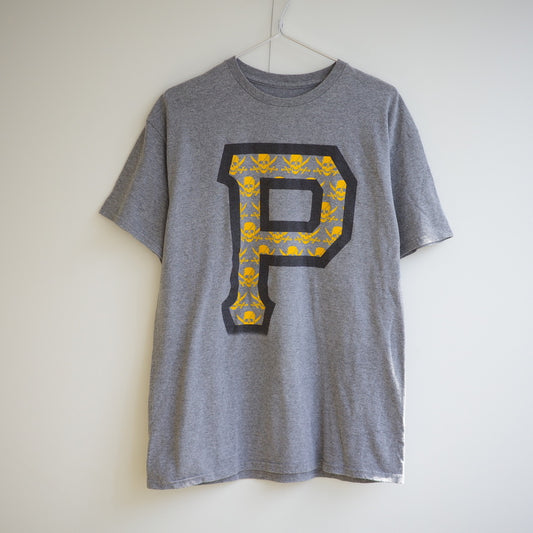 【used】PITTSBURGH PIRATES  tee baseball MLB ピッツバーグ パイレーツ