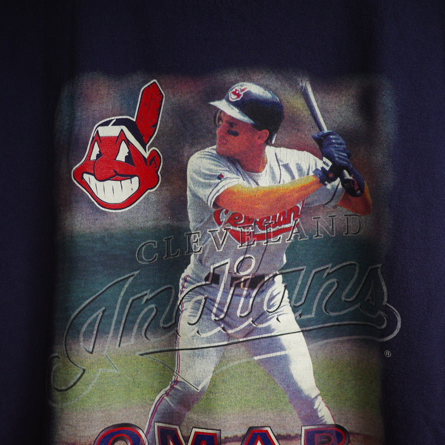 【used】1997 CLEAVELAND INDIANS "OMAR VIZQUEL" Photo Tee Little O