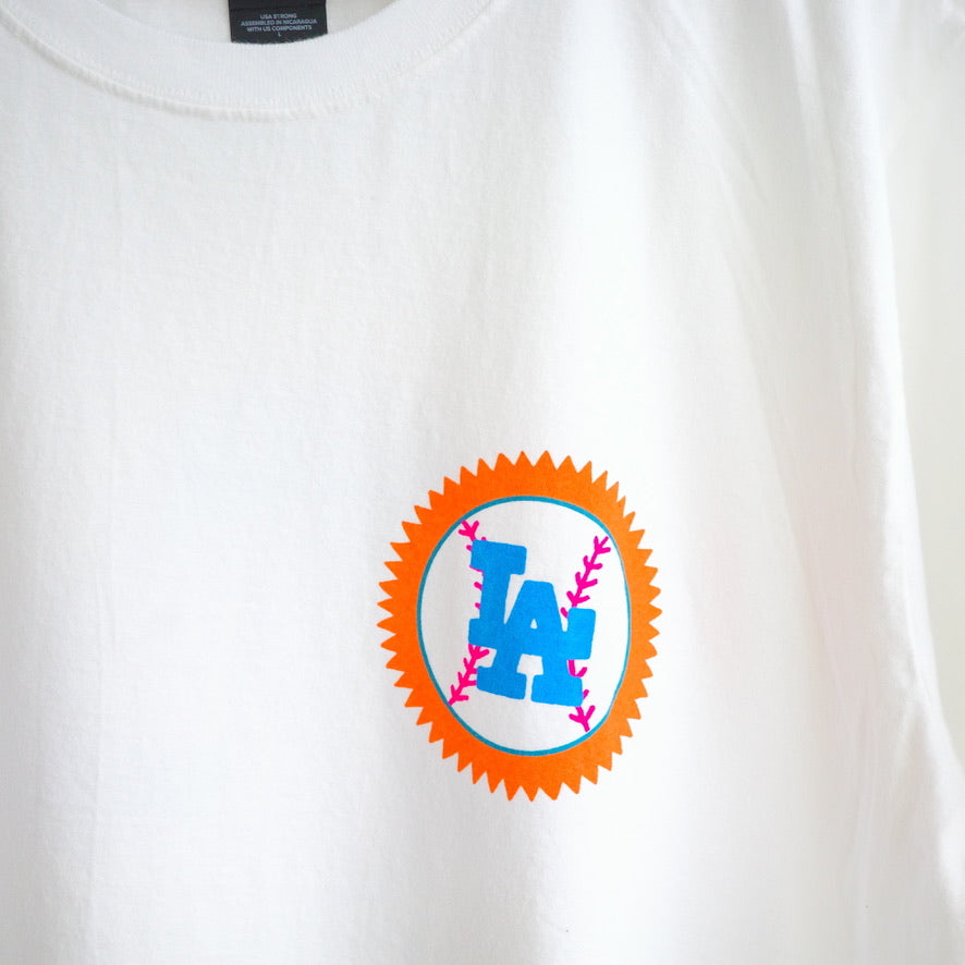 Night game  by John Pham  LA T-Shirt  tee T-shirt ナイトゲーム