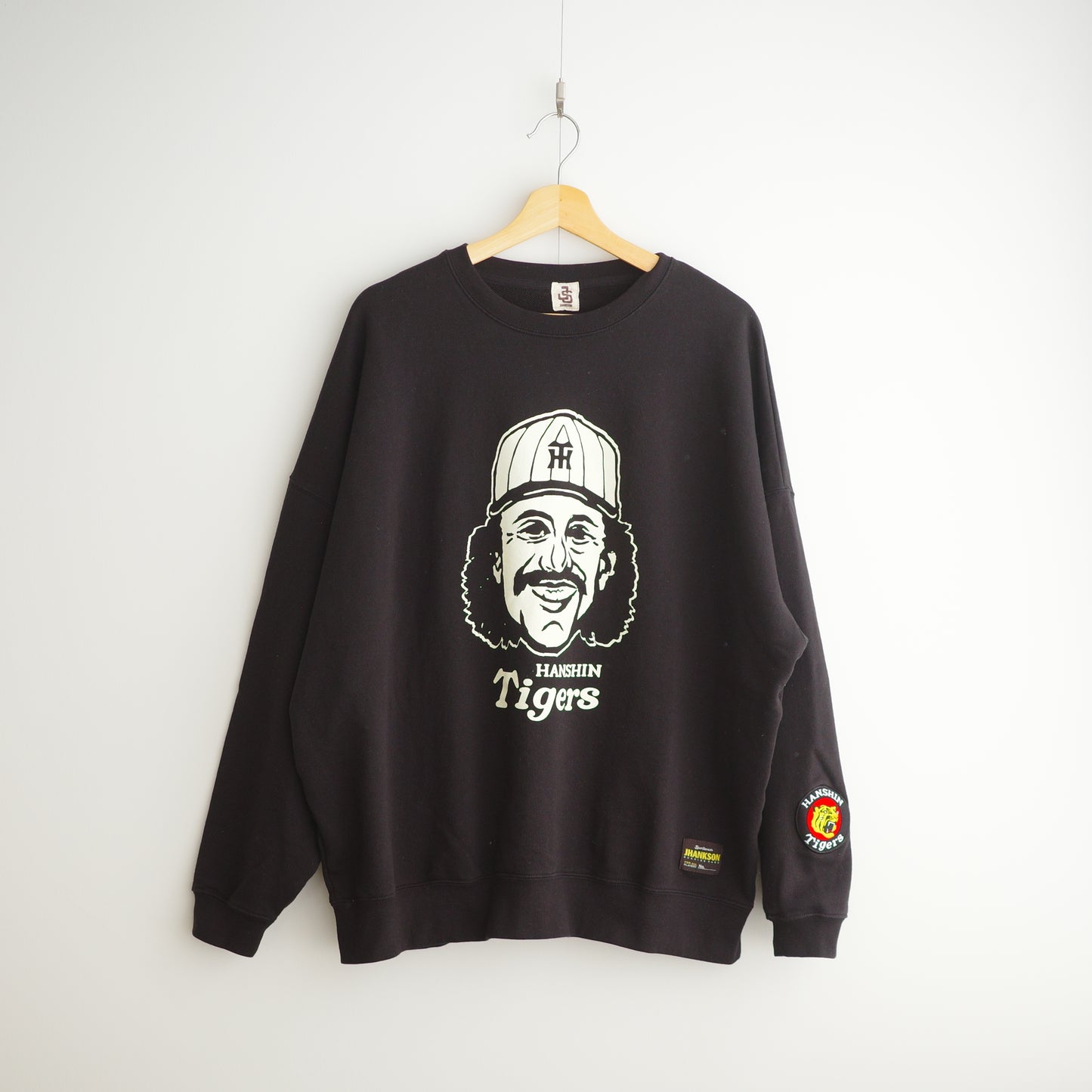 【12月末頃デリバリー】阪神タイガース（公認）× JHANKSON "RANDY BONDS " sweat（ステッカー付き） HANSHIN Tigers ジャンクソン ランディーボンズ